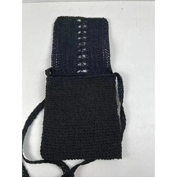 Handmade Aria Black Knitted‎ Cross Body Purse - Picture 3 of 7